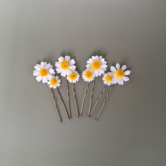 4er Set Haarnadeln mit Gänseblümchen aus Krepppapier von Woodwormis World